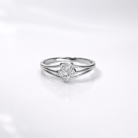 Heart Cluster Diamond Ring