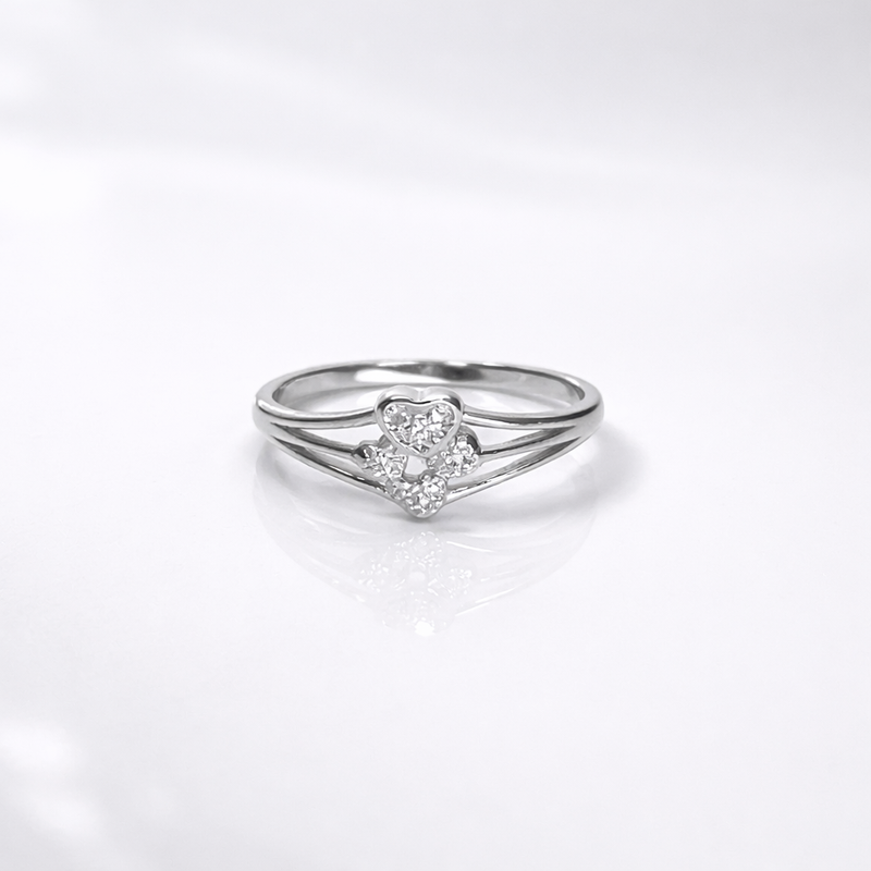 Heart Cluster Diamond Ring