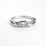 Classic Heart Accent Ring