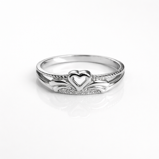 Classic Heart Accent Ring