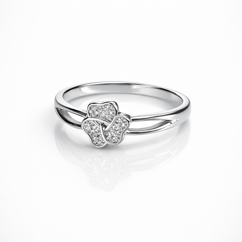 Clover Diamond Ring