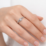 Double Heart V Band Ring