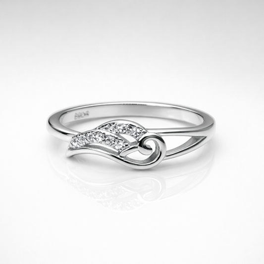 Elegant Leaf Swirl Ring
